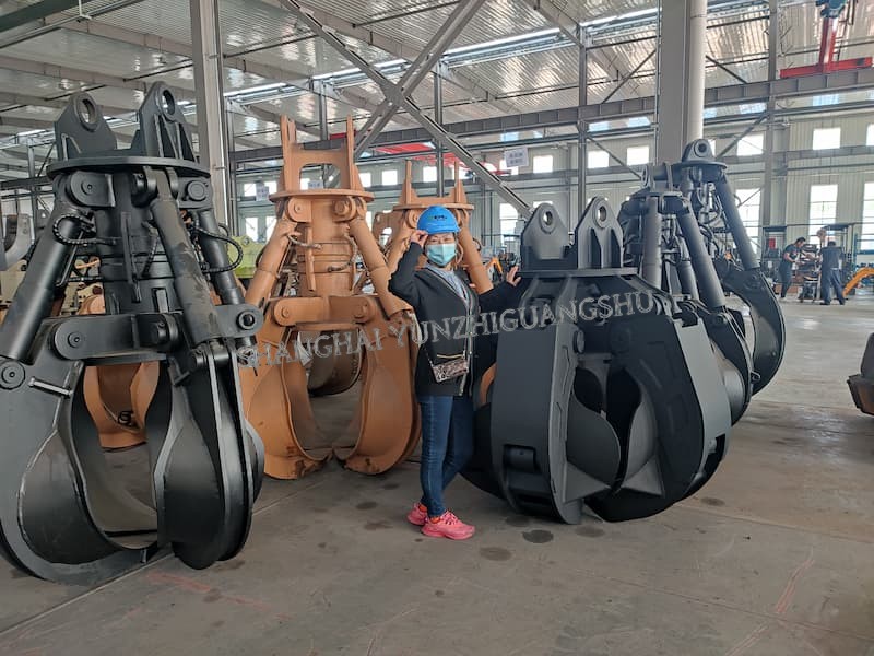 hydraulic orange peel grapple in our factory